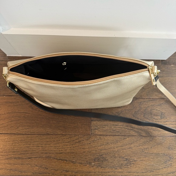 INZI Black & Gold Stud Accent Shoulder Tote (2 Bags in 1) - Picture 6 of 7